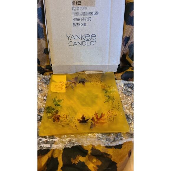 Yankee Candle Frosted Leaf Jar Candle Tray new - Picture 1 of 4